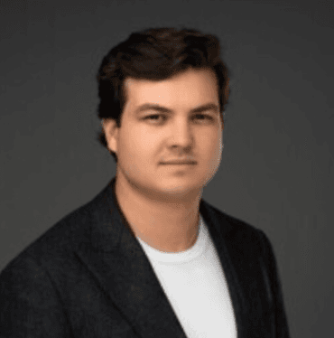 Portrait of Andrew Mokotoff, Chief Executive Officer and Partner at DeMok Capital